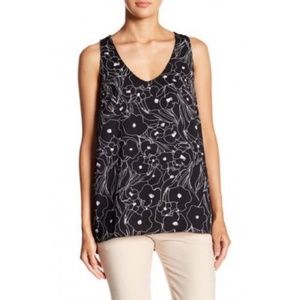 14th & Union Floral Sleeveless V-Neck Tank Top in Black White Size XS